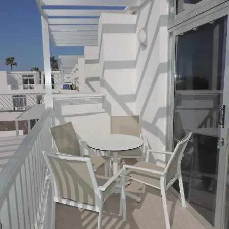 Apartment Gracioseros 211 - 2 Beds - 1st Floor - Air-con - Uk Tv - Wi-fi Puerto del Carmen (Lanzarote)
