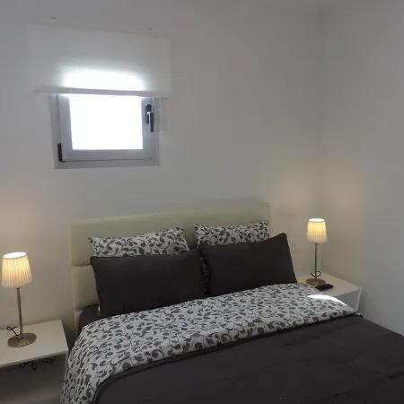 Apartment Gracioseros 211 - 2 Beds - 1st Floor - Air-con - Uk Tv - Wi-fi Puerto del Carmen (Lanzarote)